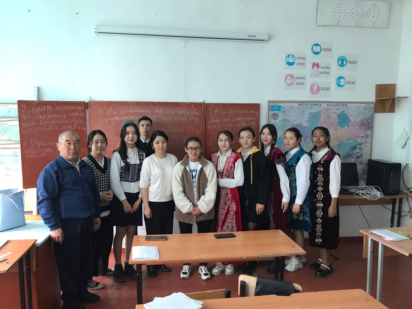 Мектебіміздің түлегі халықаралық спорт шебері ауыр атлетикадан Қазақстанның 2 дүркін чемпионы Әбдіхалық Айнұр Нұрбол қызымен  кездесу өтті.
