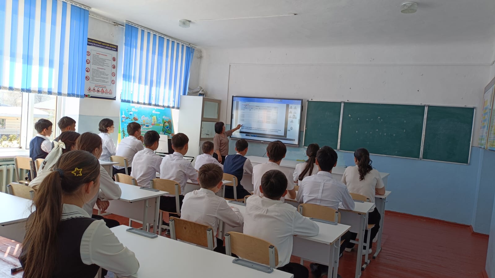 2026 жылдың 15 сәуір күні 9 сынып білім алушыларына ББЖМ-2026 бойынша түсіндіру жұмыстары жүргізілді.